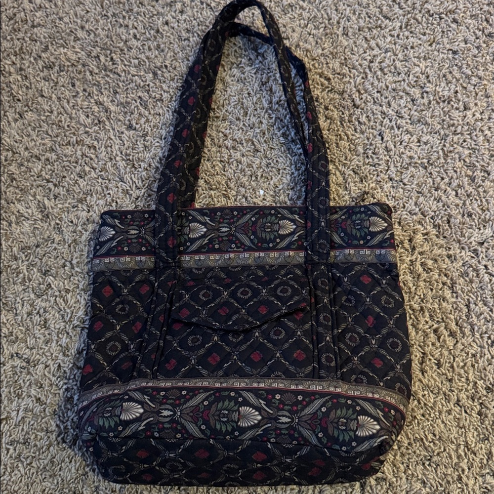 Vintage retired Vera Bradley Laurel tote bag zippered